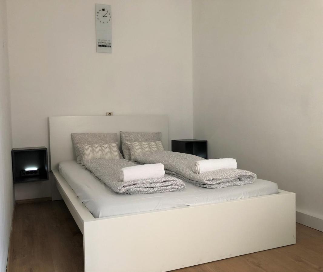 Central Apartment Near Subway Station 2 Bécs Kültér fotó