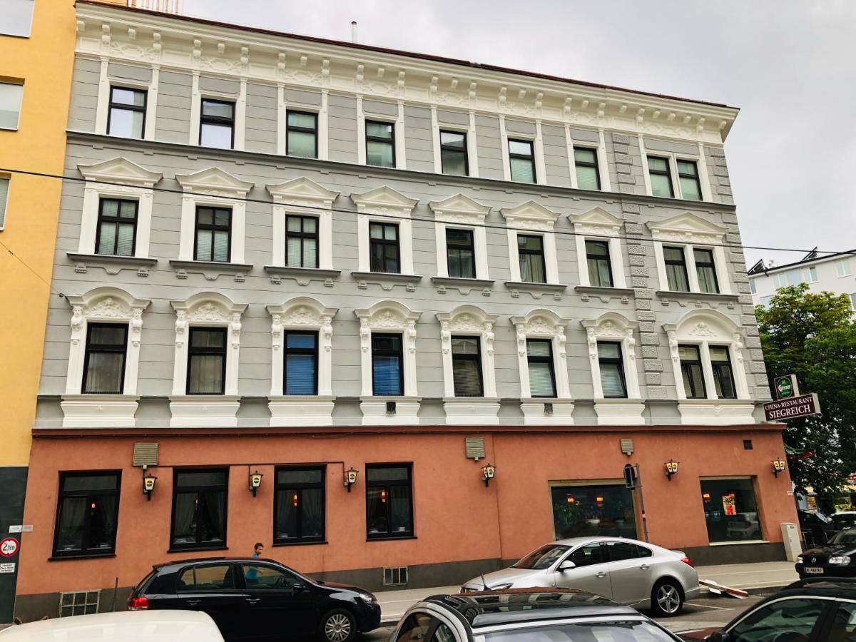 Central Apartment Near Subway Station 2 Bécs Kültér fotó